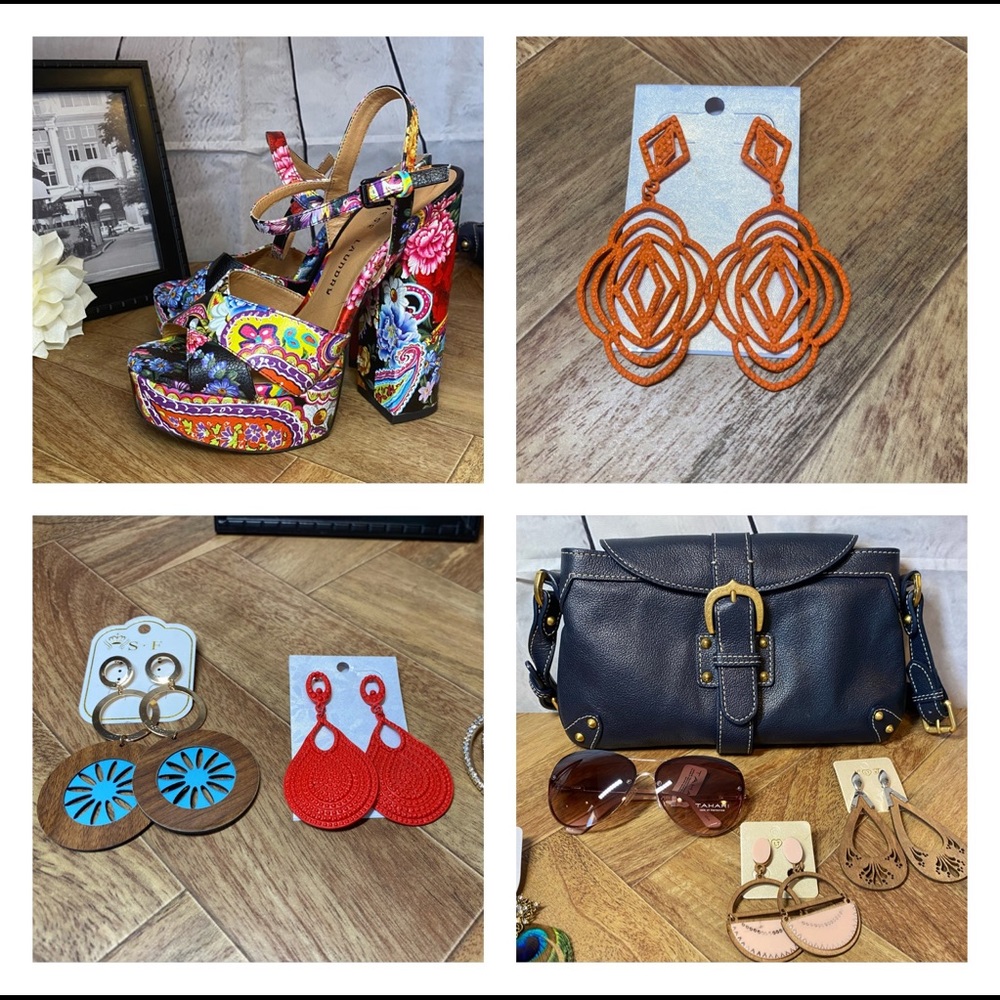 Accessories and hand bags 15% off with 3 or more